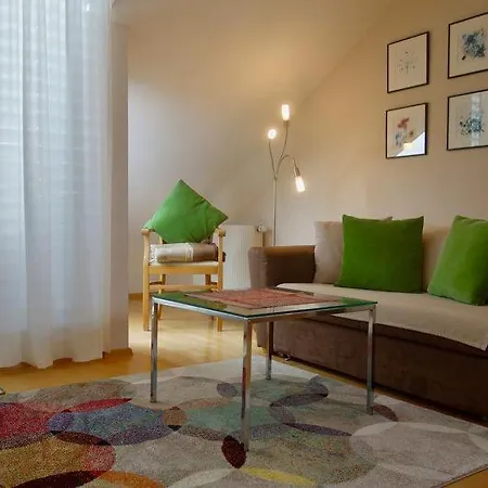 Ferienwohnung Schwippl Апартаменты Меккенбойрен